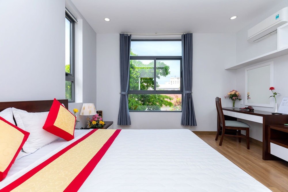 MULTIPLE BEDROOMS, DELUXE, VILLA, POOL ACCESS