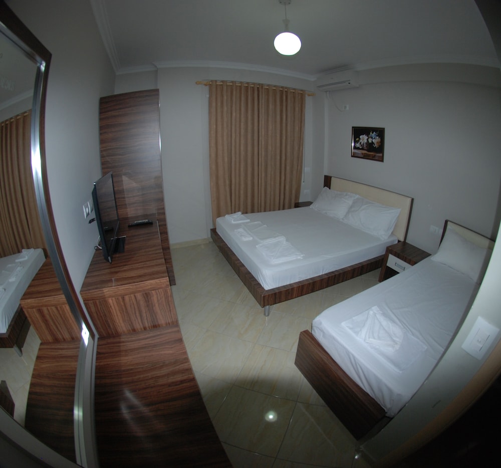 Divers Hotel 16/43