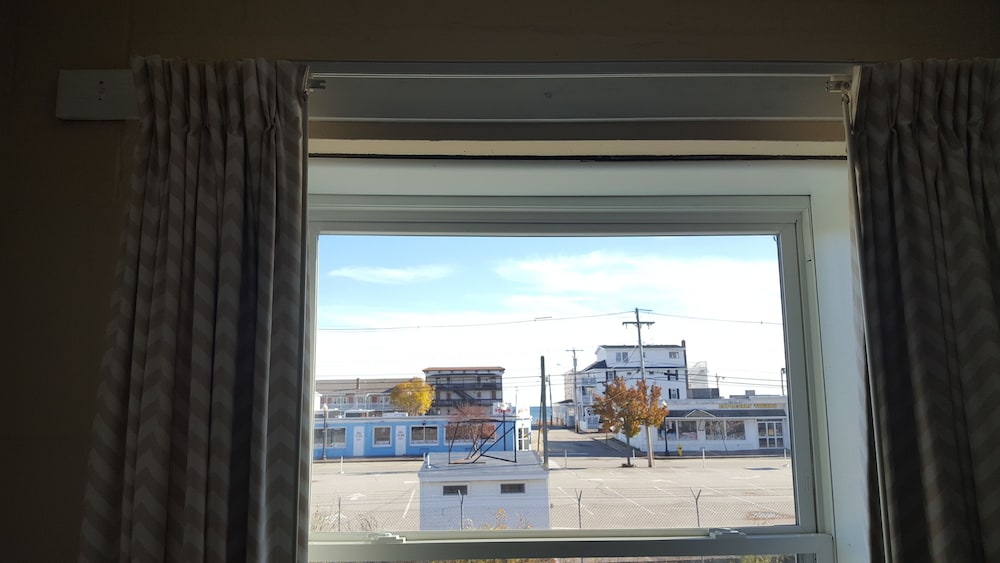 Seabreeze Motel 26/57
