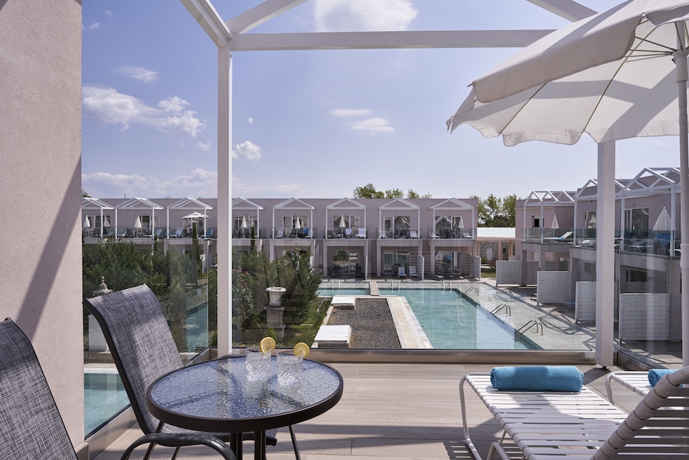 Sandy Villas Resort 20/50