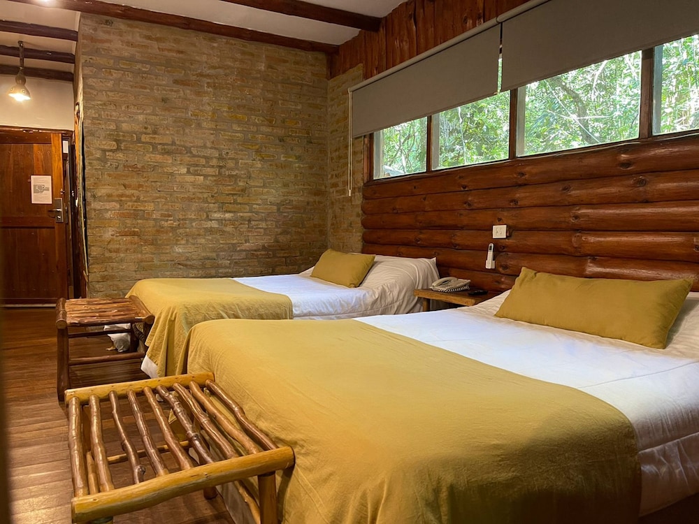 STANDARD, TWIN BEDS
