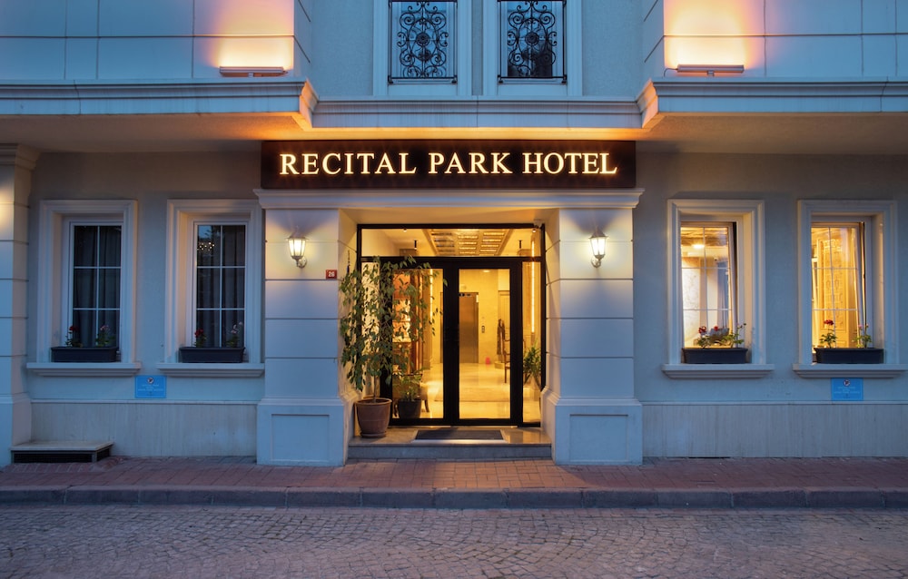 Recital Park Hotel 2/30