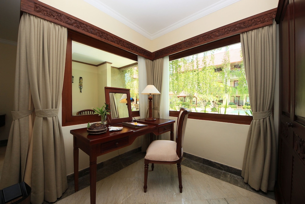 The Grand Bali Nusa Dua 45/70