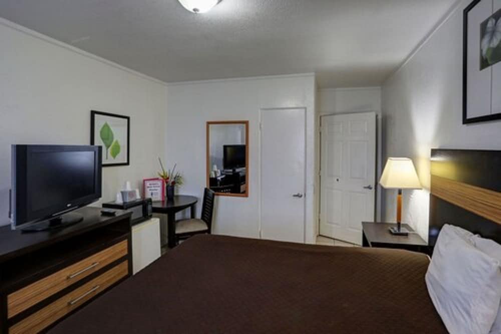 Richard s Hotel 31/65