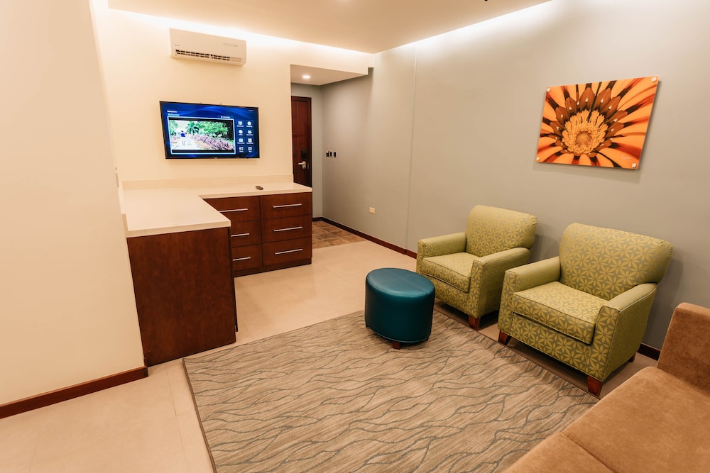Surfrider Resort Hotel 60/79