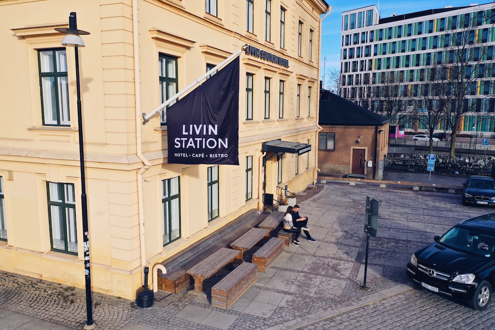 Livin Station Sure Hotel Collection By Best Western 60/66