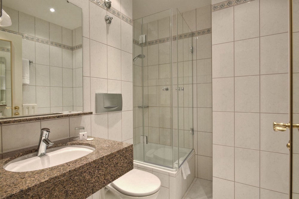 Schlosshotel Karlsruhe 10/40