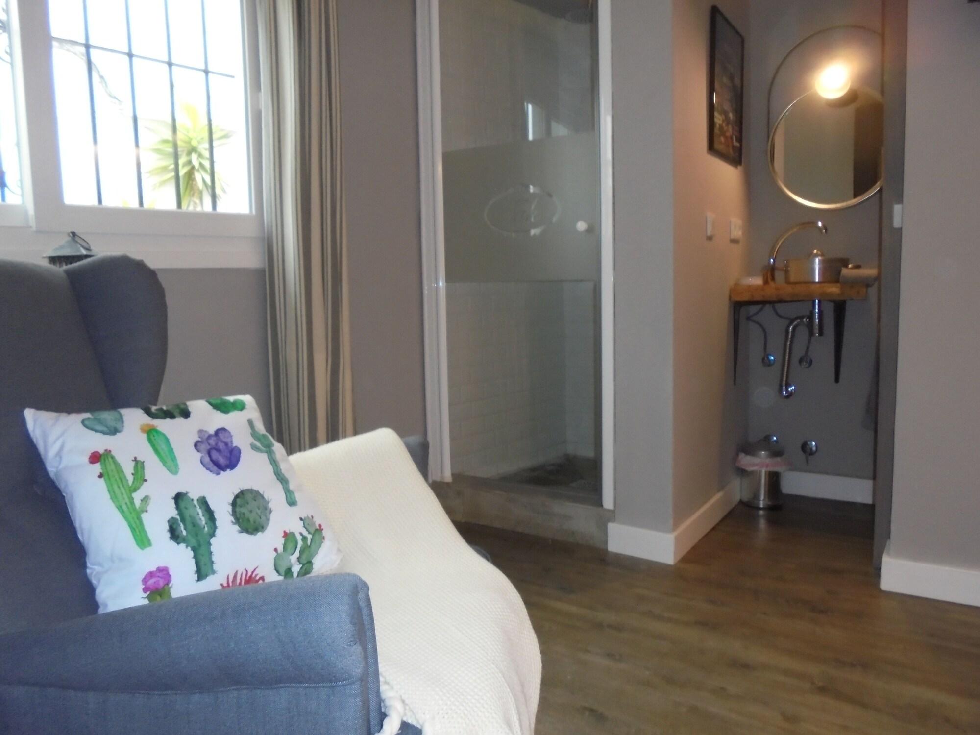 Hostal Tak 23/54