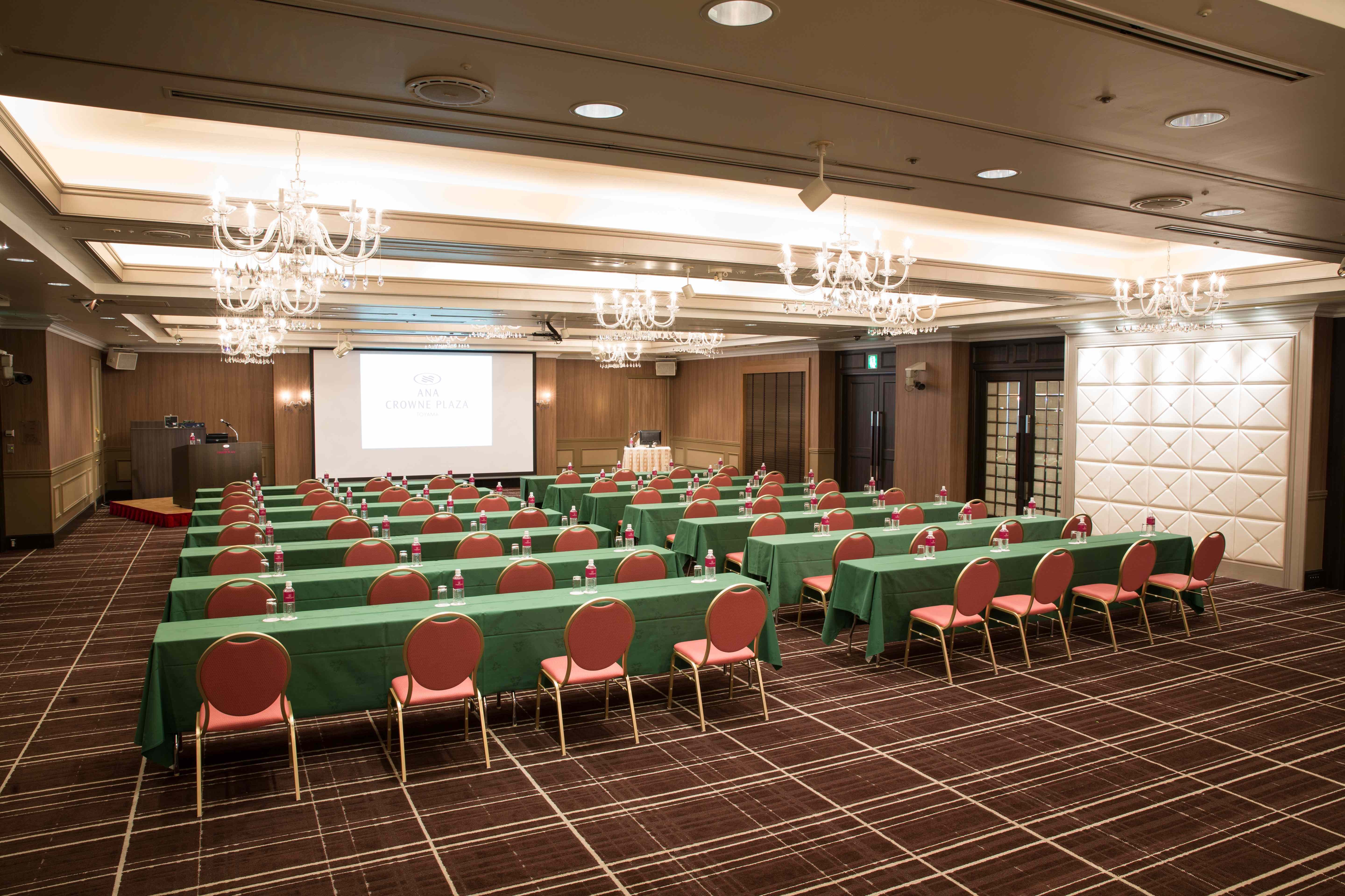 Ana Crowne Plaza Hotel Toyama 68/78