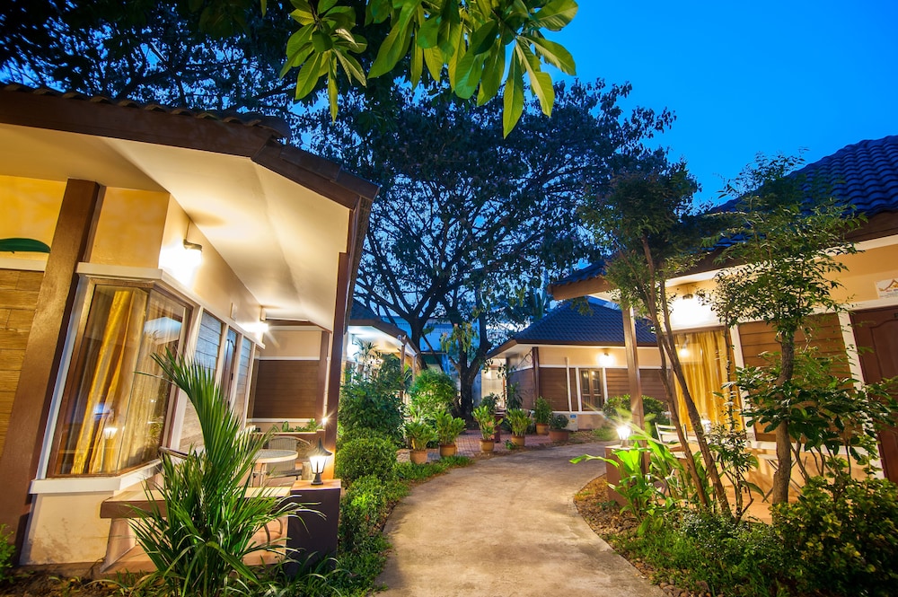 Nongkhai Tavilla Hotel 4/26