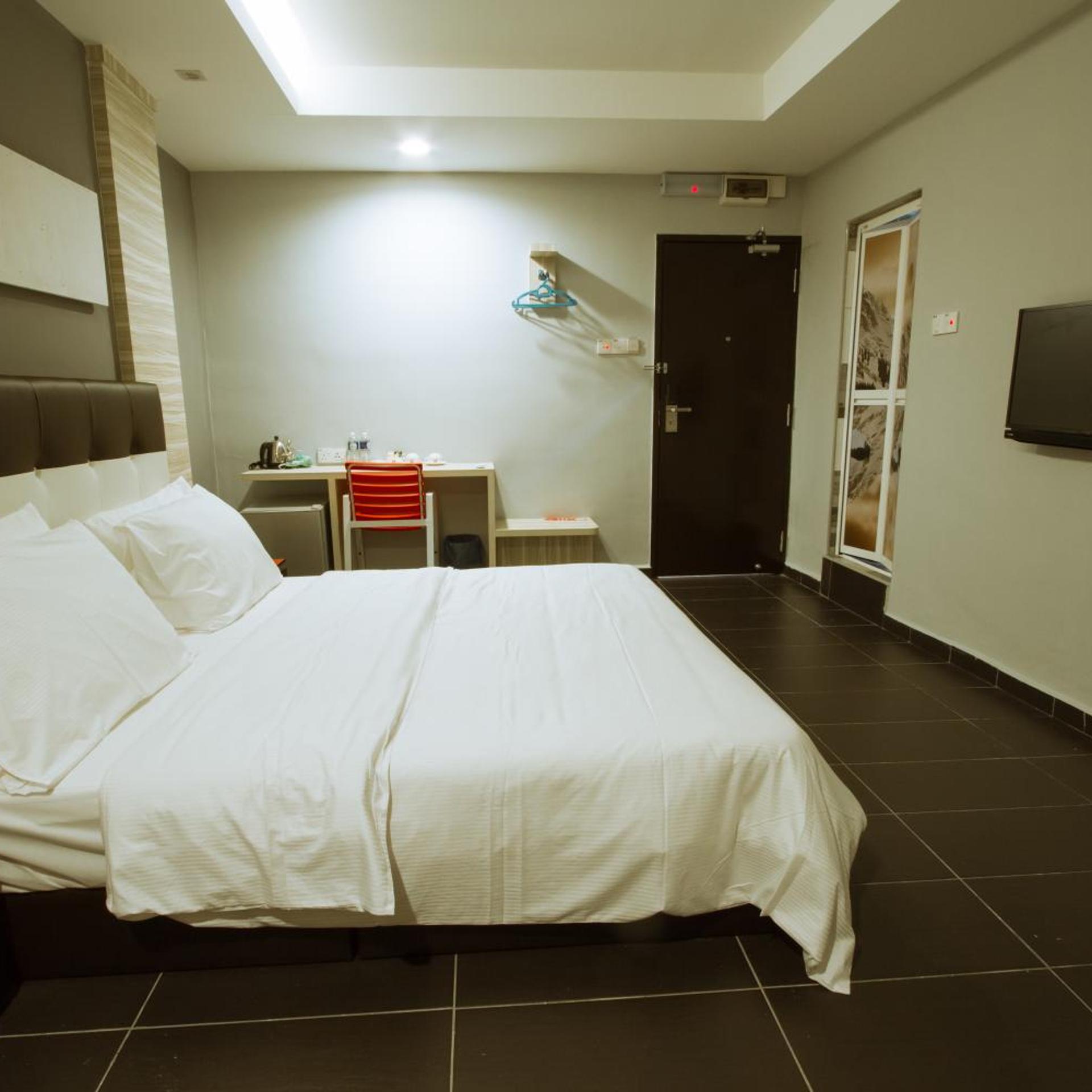 Js Hotel 25/60