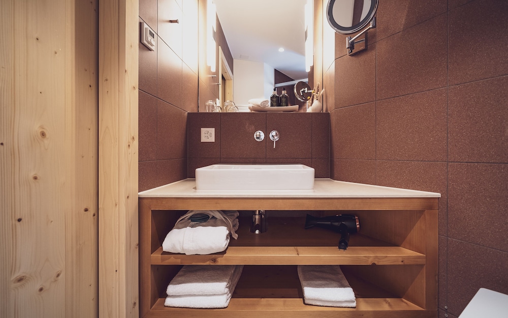 Hotel Waldhuus Swiss Quality 27/76