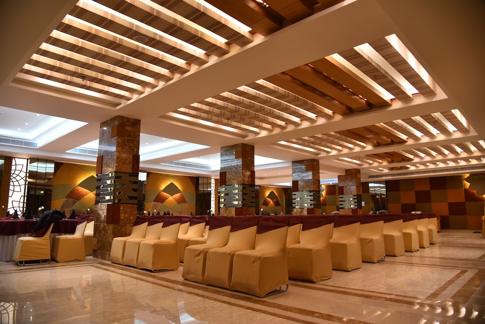 Hotel Narayanam 42/50