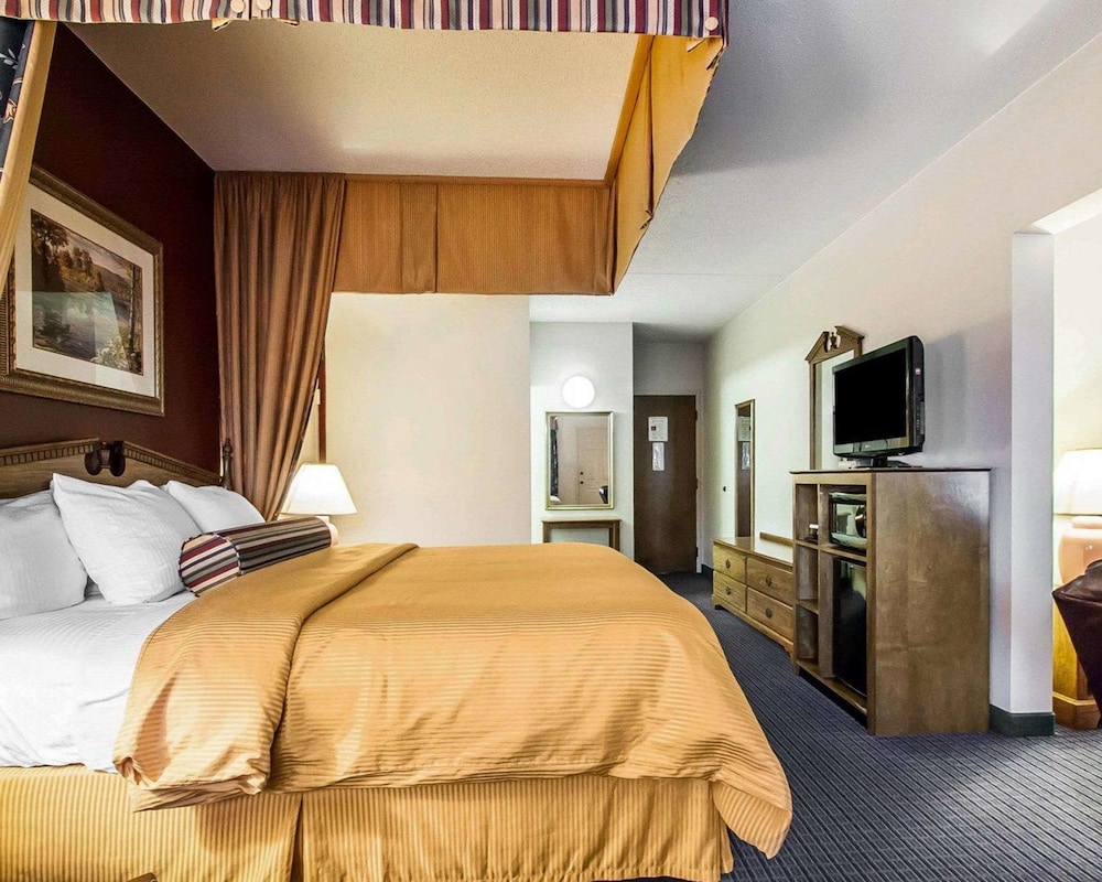 Clarion Inn Branson 61/72