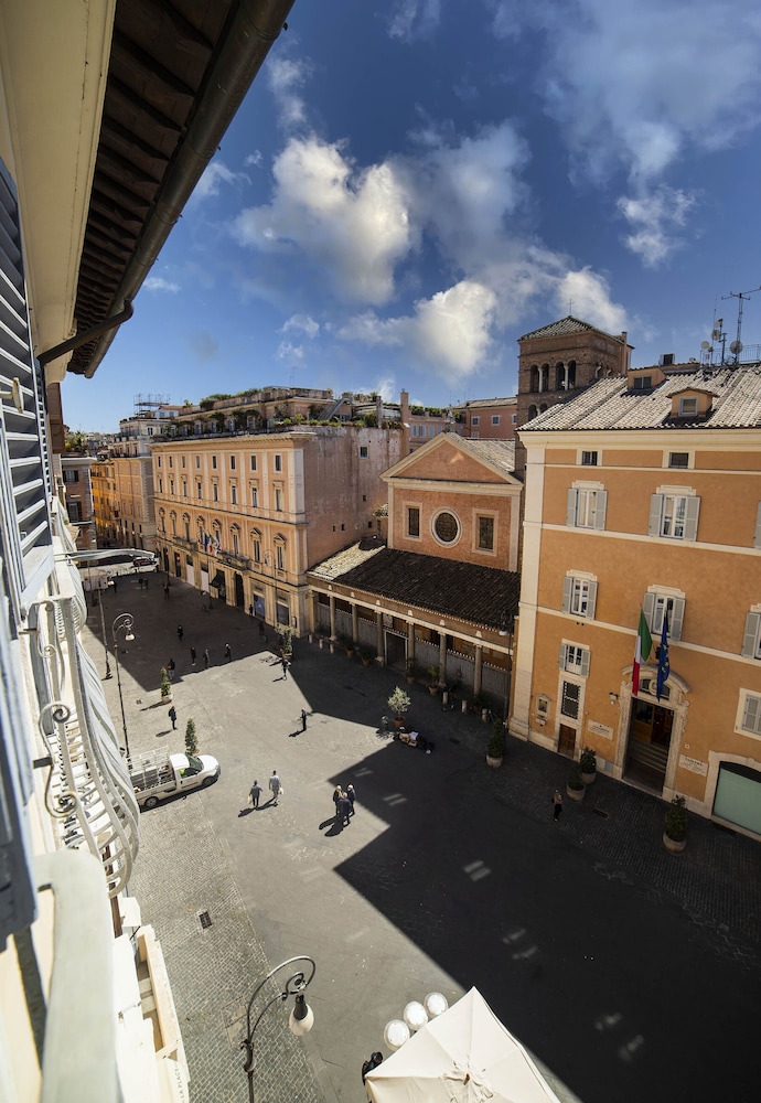 Splendor Suite Roma 40/49