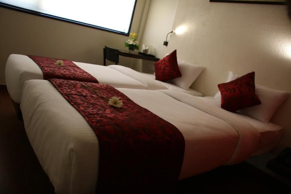 7 Apple Hotels Aurangabad 22/43