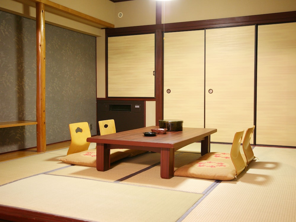 HOTEL KIRISHIMA CASTLE 28/66