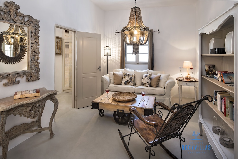 Rock Villas 25/50