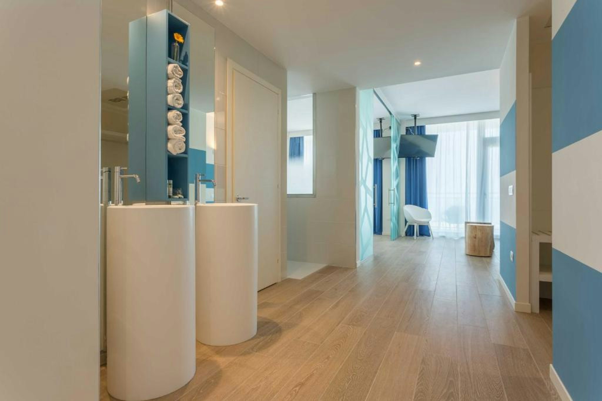 Hotel Mediterraneo 5/37
