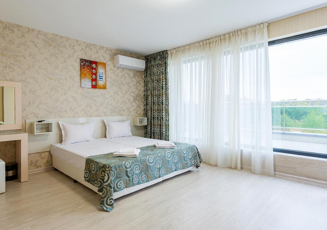 Hotel Capri 15/35