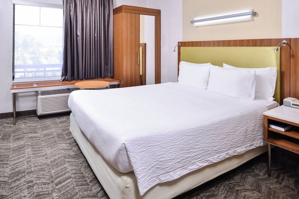 جناح بسرير كينج مع سرير سحّاب إضافي
