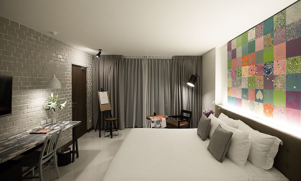 Art Mai Gallery Nimman Hotel 24/69