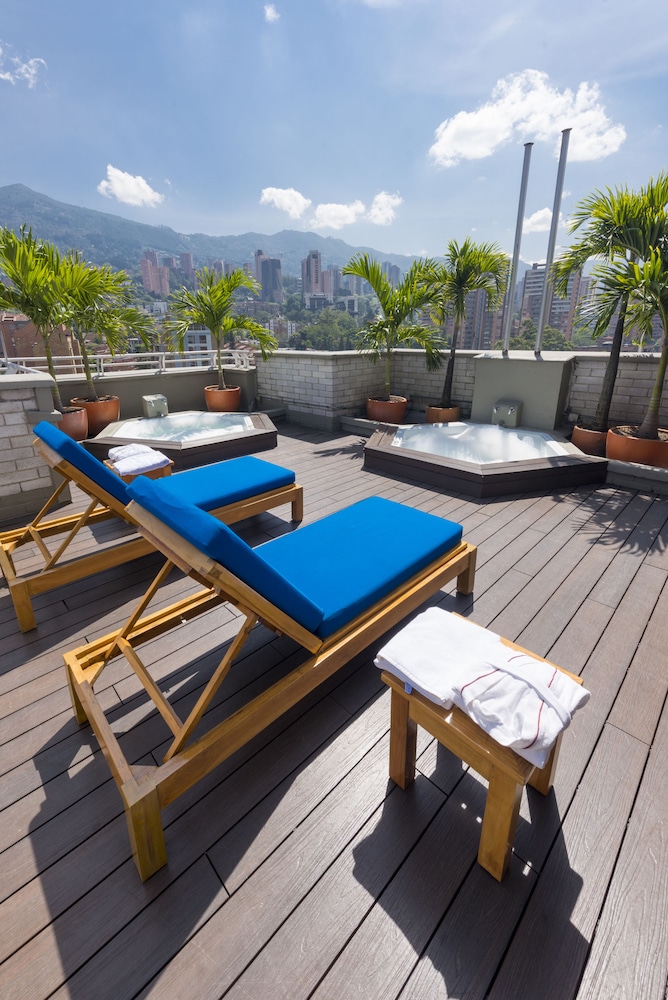 Hotel Poblado Alejandria 41/66