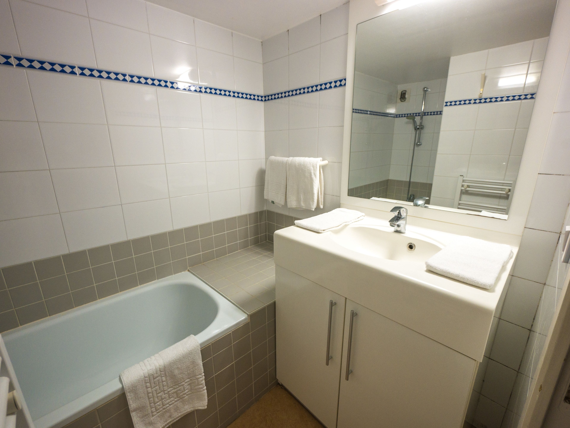 Studio 4 pax sea side