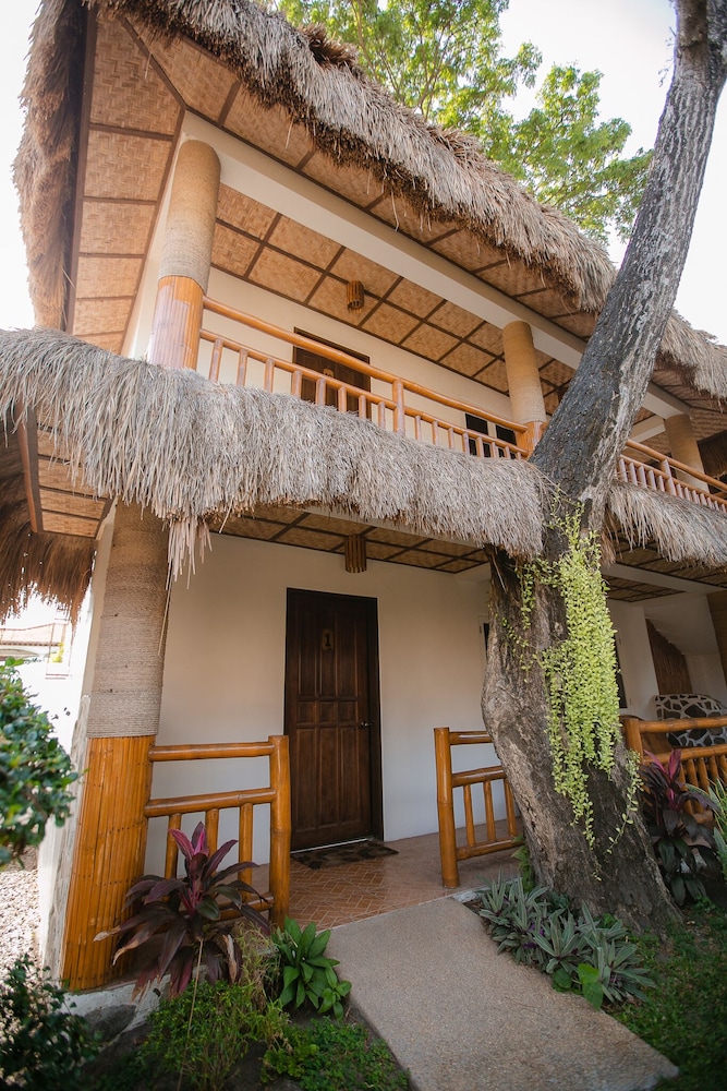 Kav's Beach Resort 4/69
