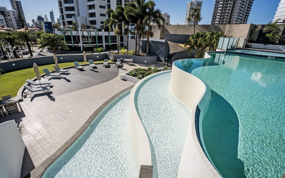 The Wave Resort 34/68