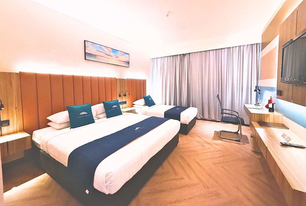 SUPERIOR, MULTIPLE BEDS
