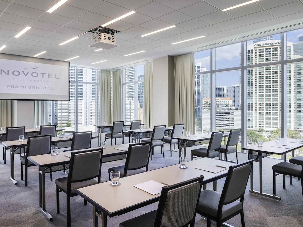 Novotel Miami Brickell 66/74