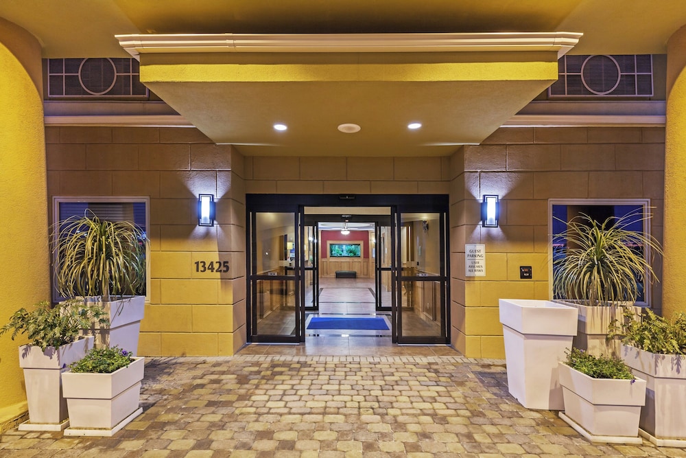 Holiday Inn Express Hotel And Suites Corpus Christi Nw Calallen 12/71