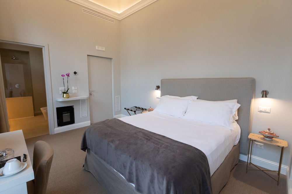 Domus 21 Luxury Suites 13/50
