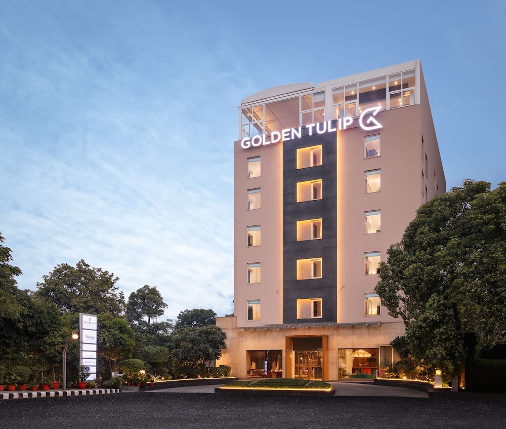 Golden Tulip Gurgaon - Sector 29 1/45