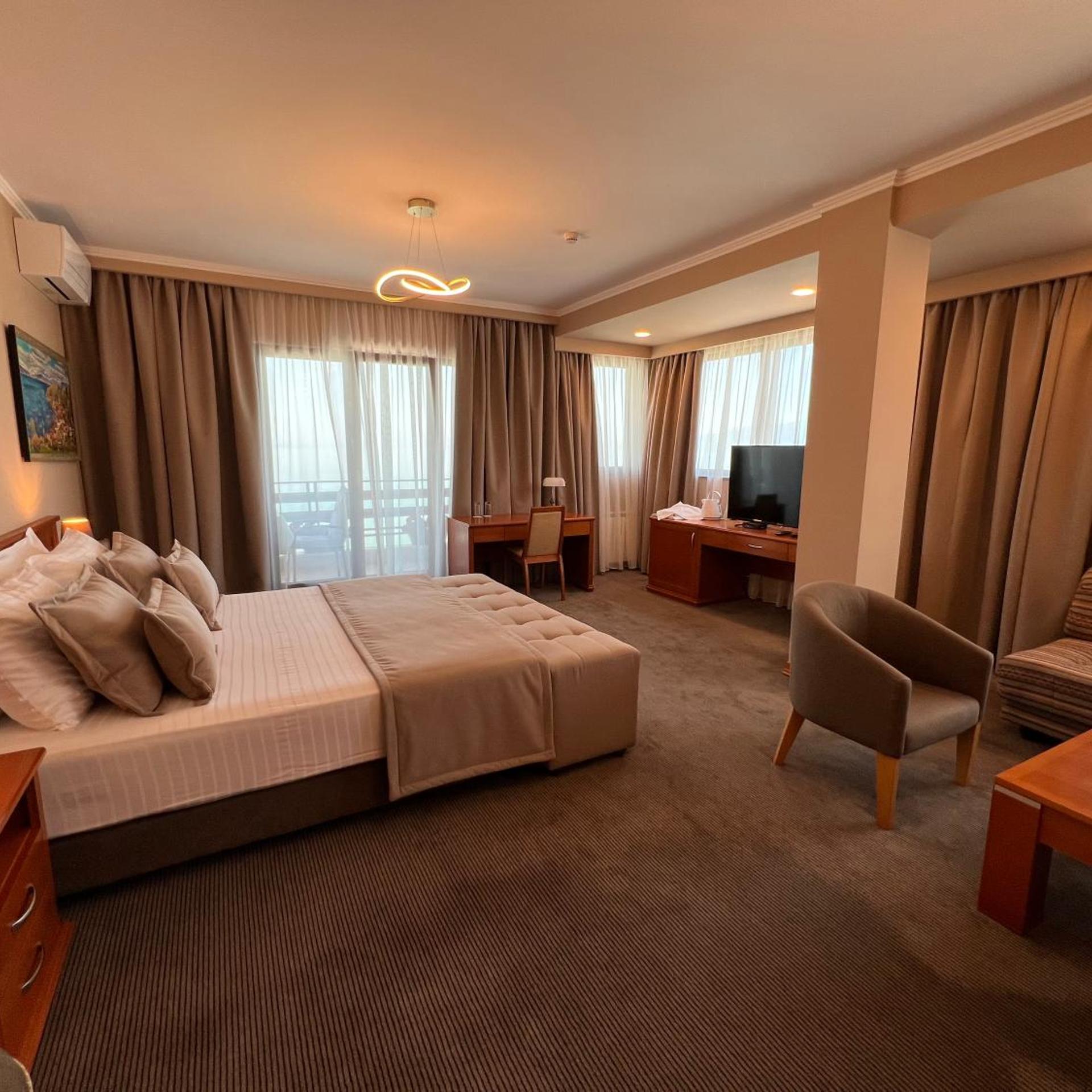 Hotel Millennium Pogradec 26/70