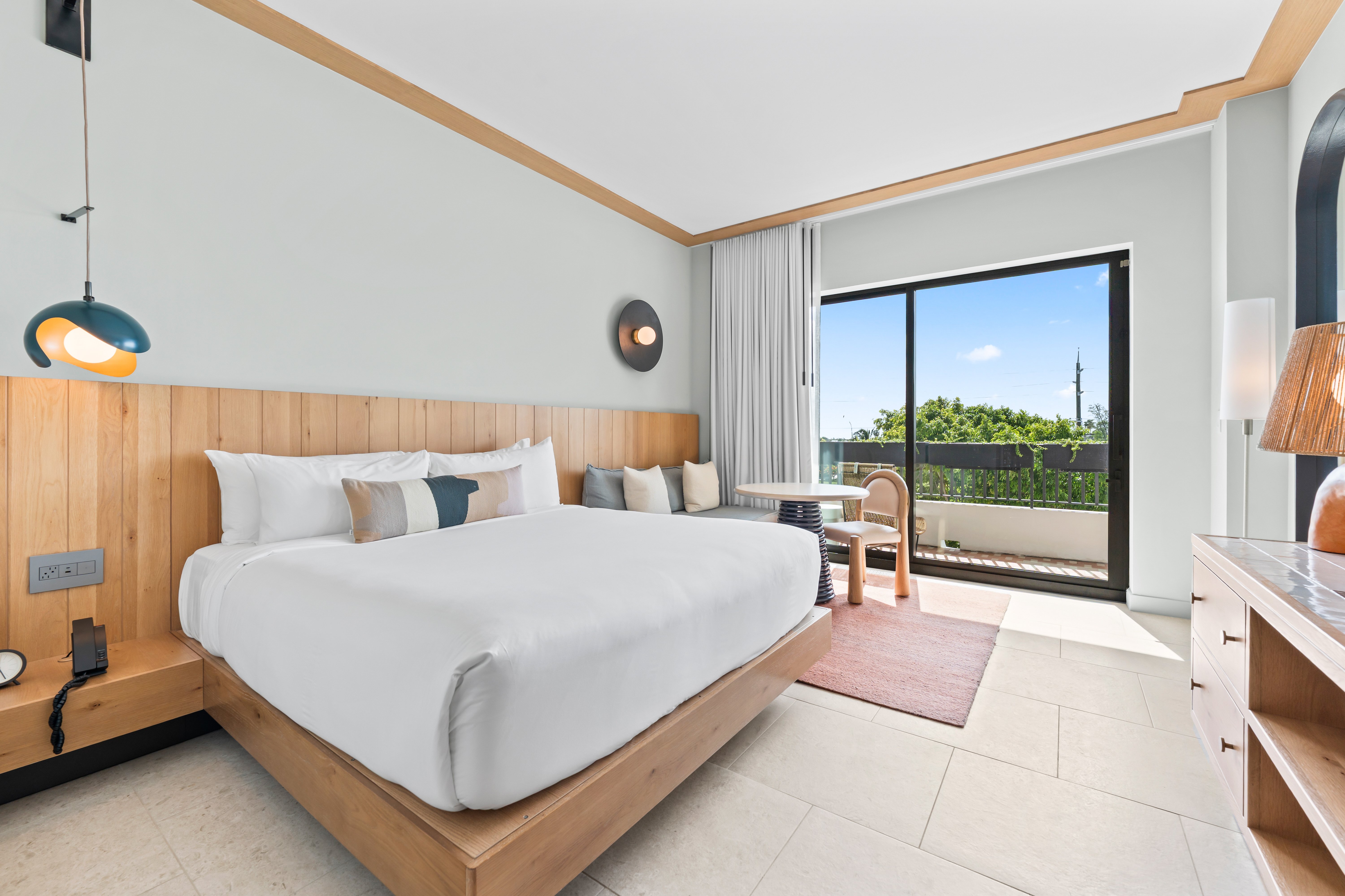 Hotel Indigo Grand Cayman, an IHG Hotel 17/50