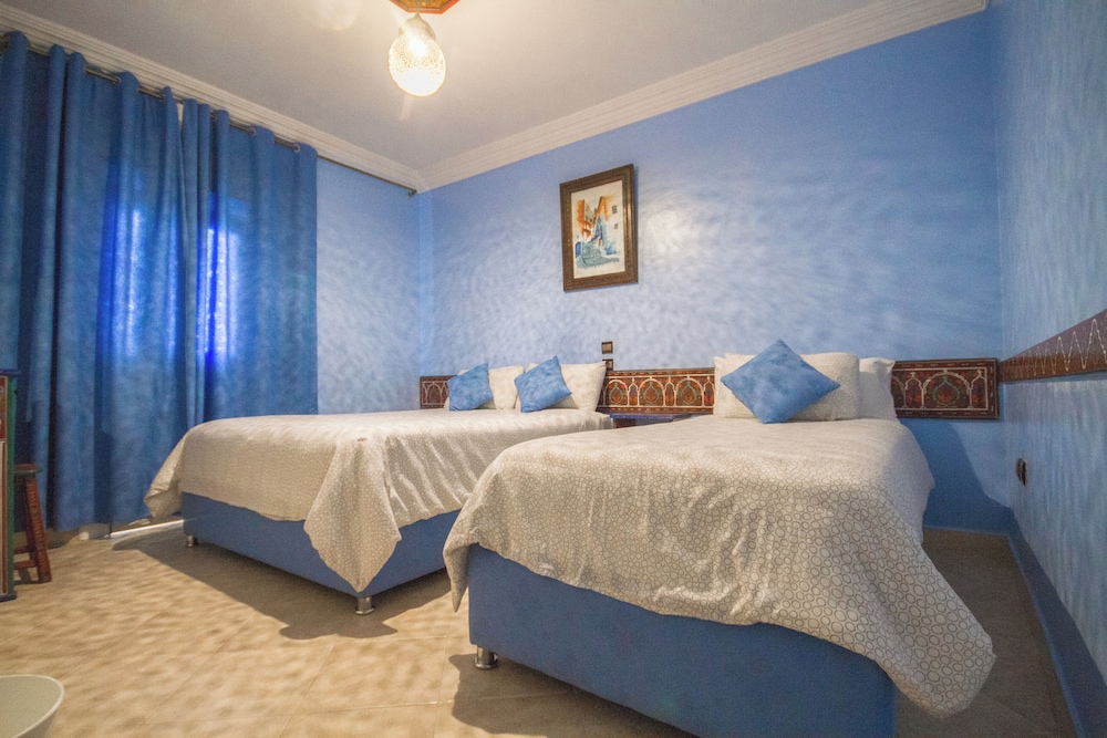 Standard, Twin Beds