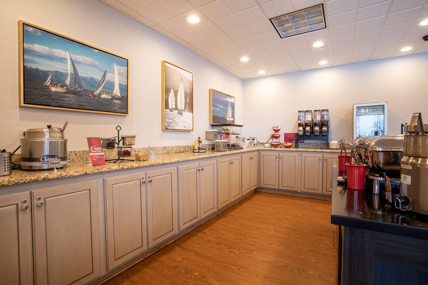 Best Western Plus Flathead Lake Inn And Suites 53/74