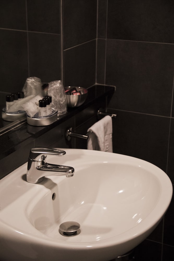 Hotel Five 37/51