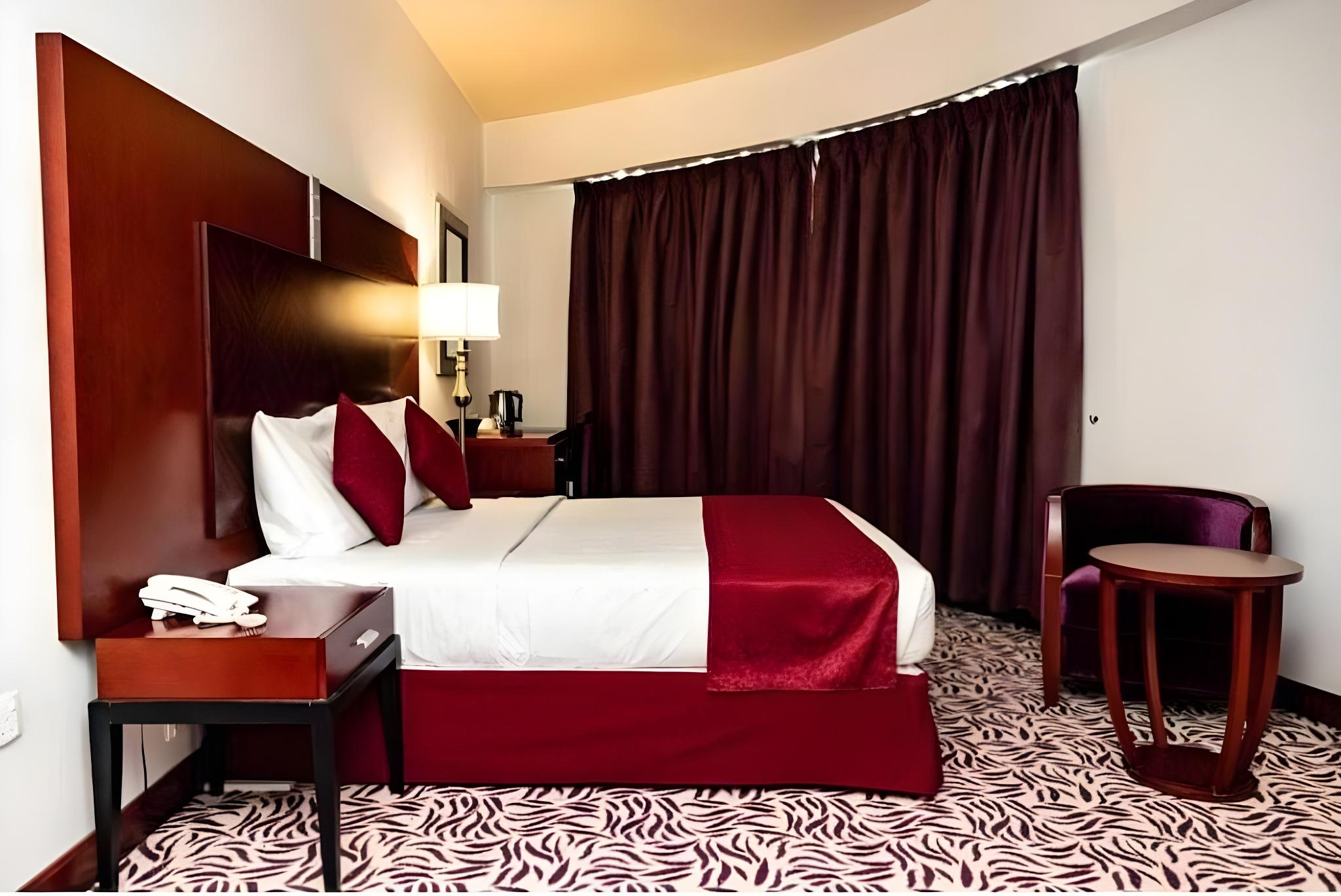 MRA Grand Hotel 22/33