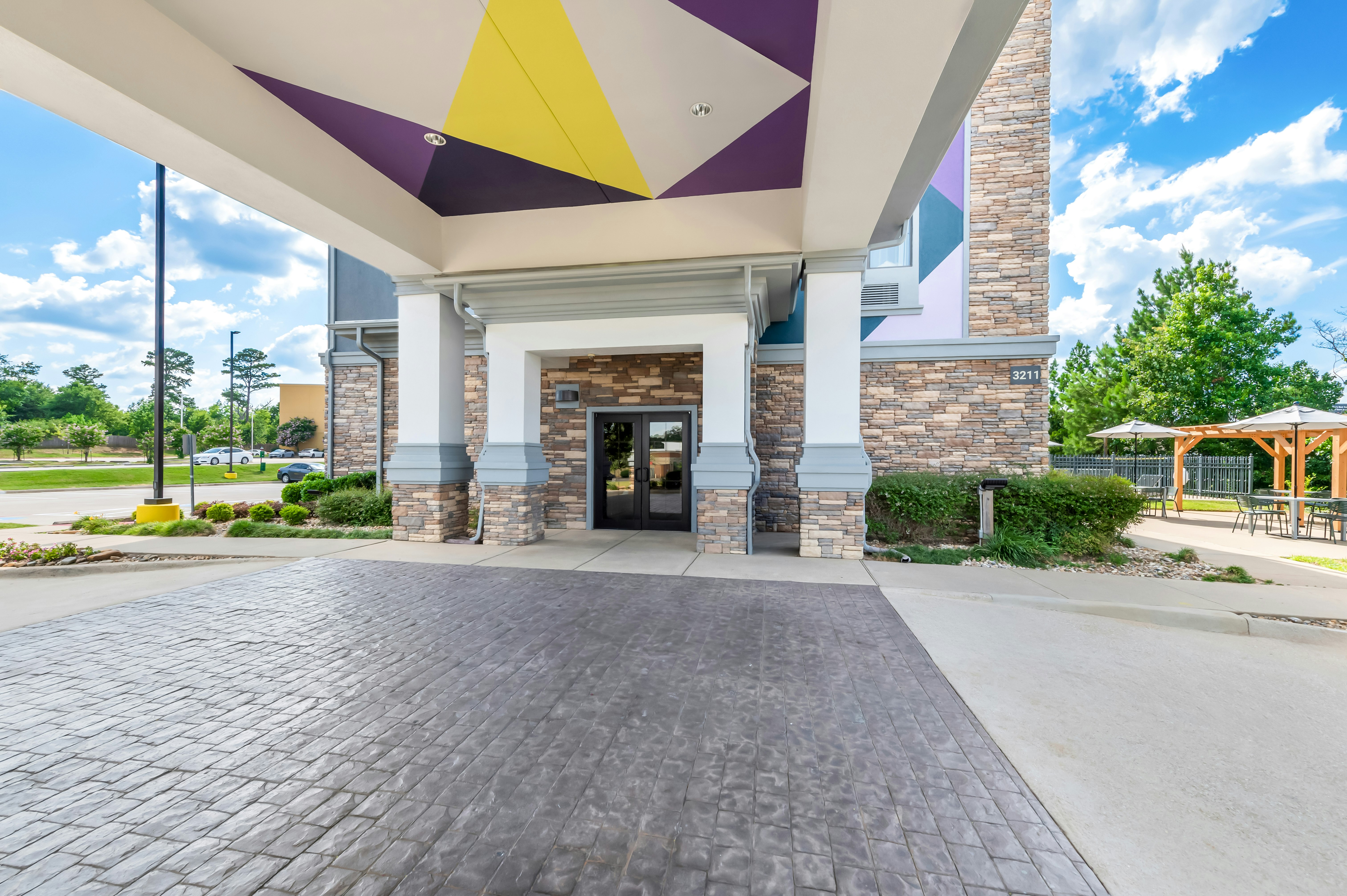 Spark by Hilton Longview 12/19