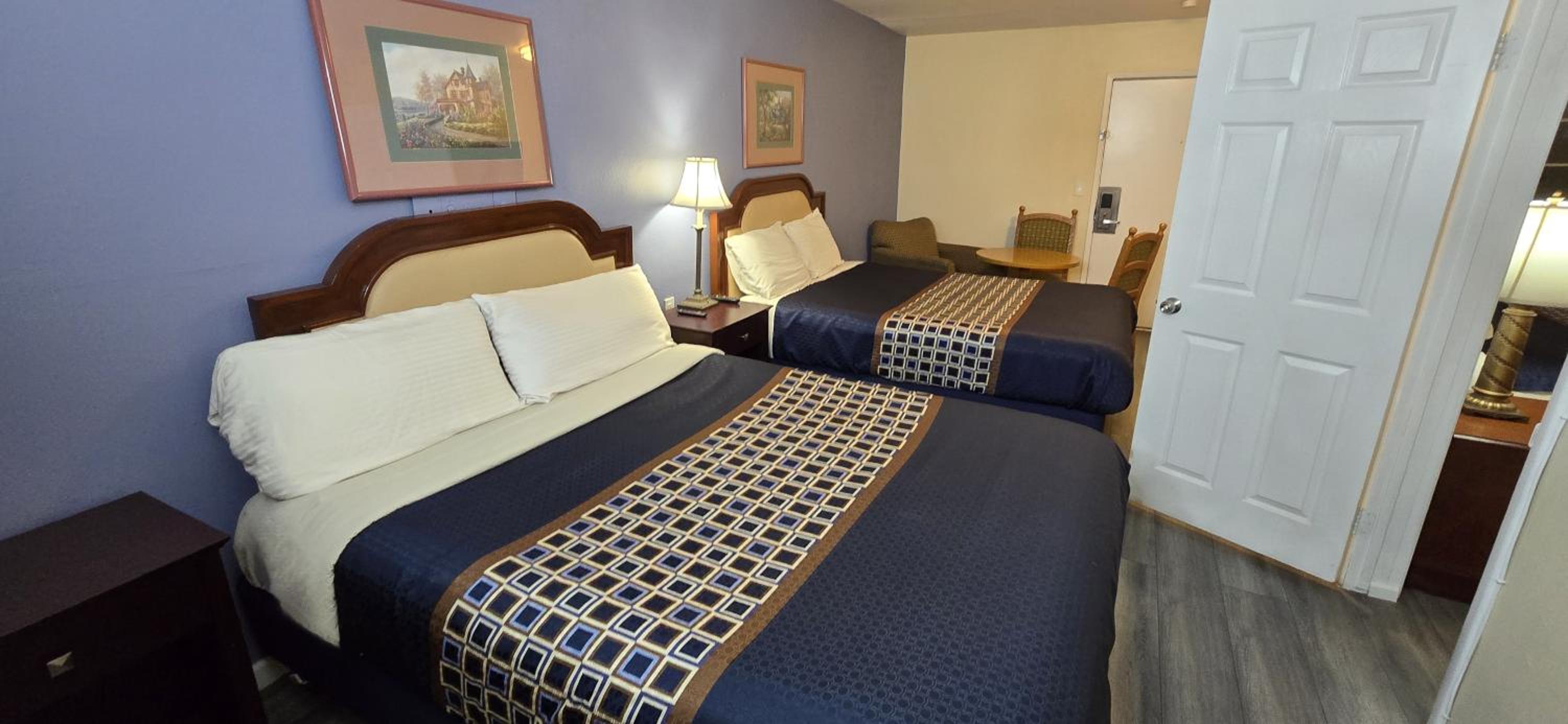 جناح بسرير كينج وسريرين مزدوجين، Rodeway Inn & Suites Blythe I-10, CA 12/18