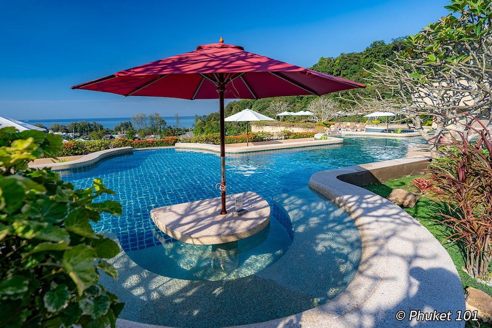 Pacific Club Resort 72/75