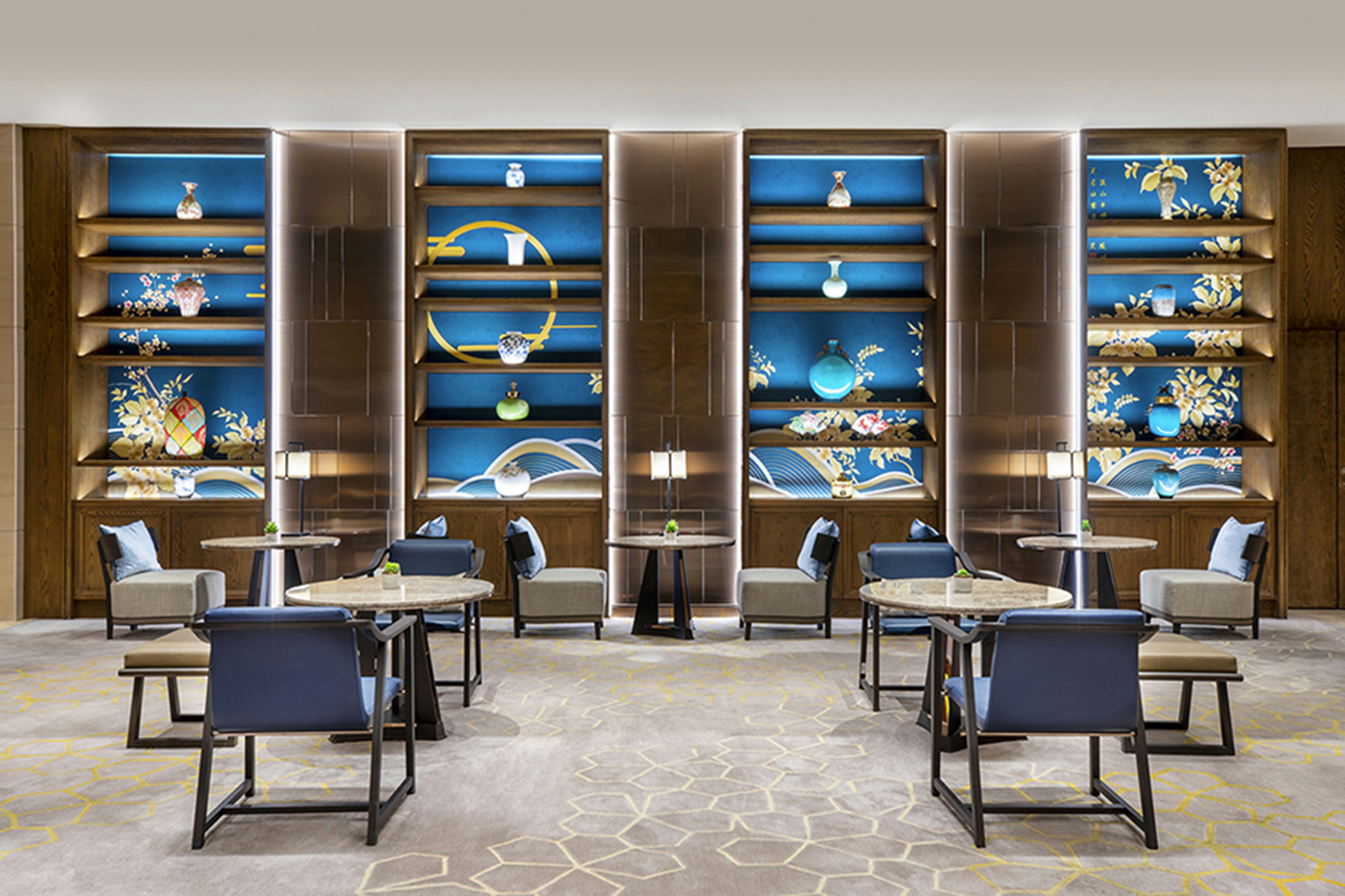 Hilton Nanjing 81/98