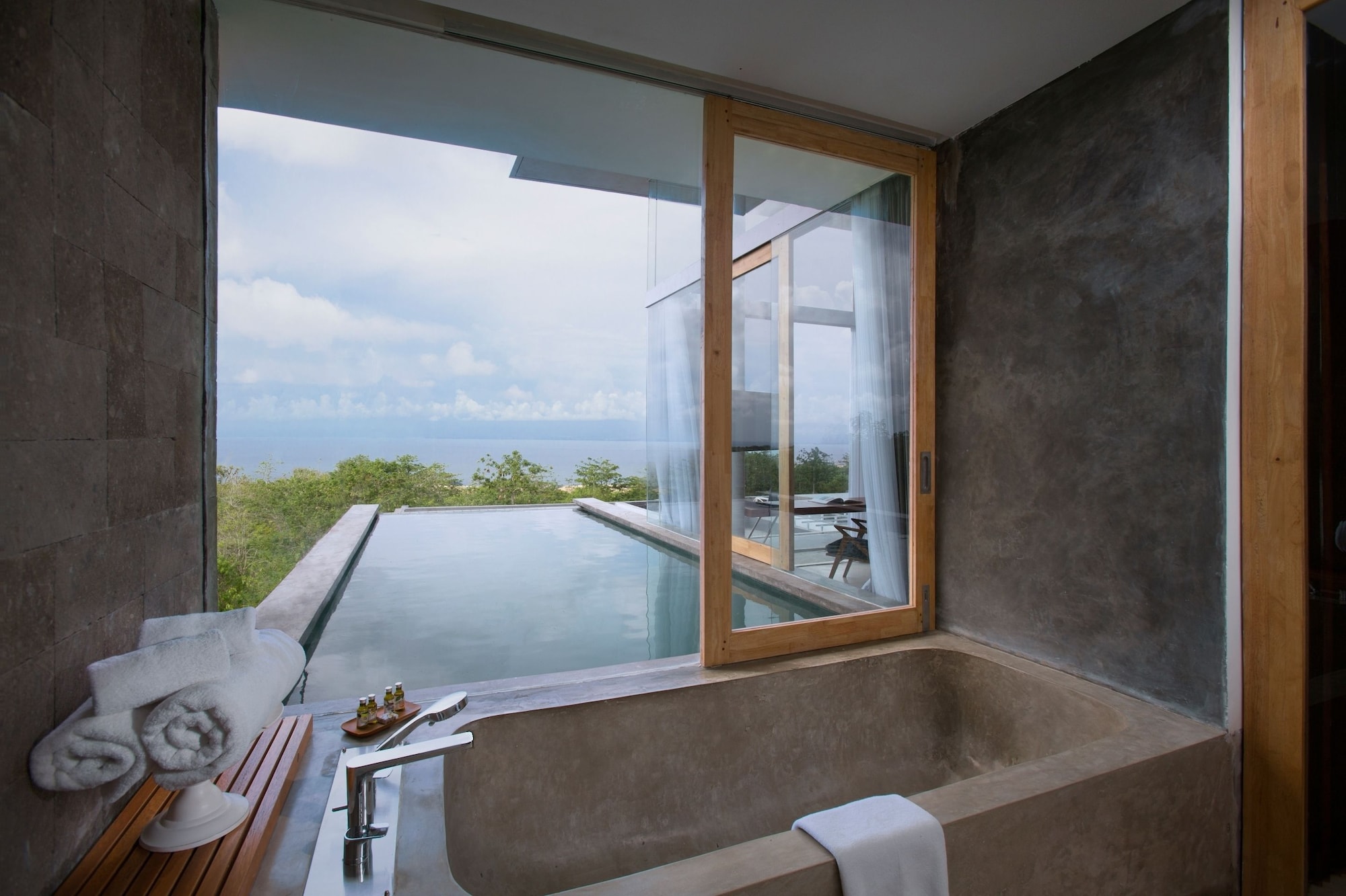 جناح بسرير كينج بغرفة نوم واحدة بمسبح خاص، Hideaway Villas Bali – Uluwatu by Kanaan Hospitality 8/8