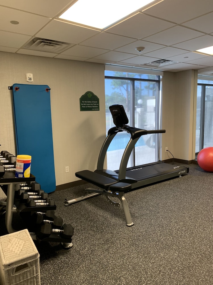 Wingate By Wyndham Wilmington 23/56