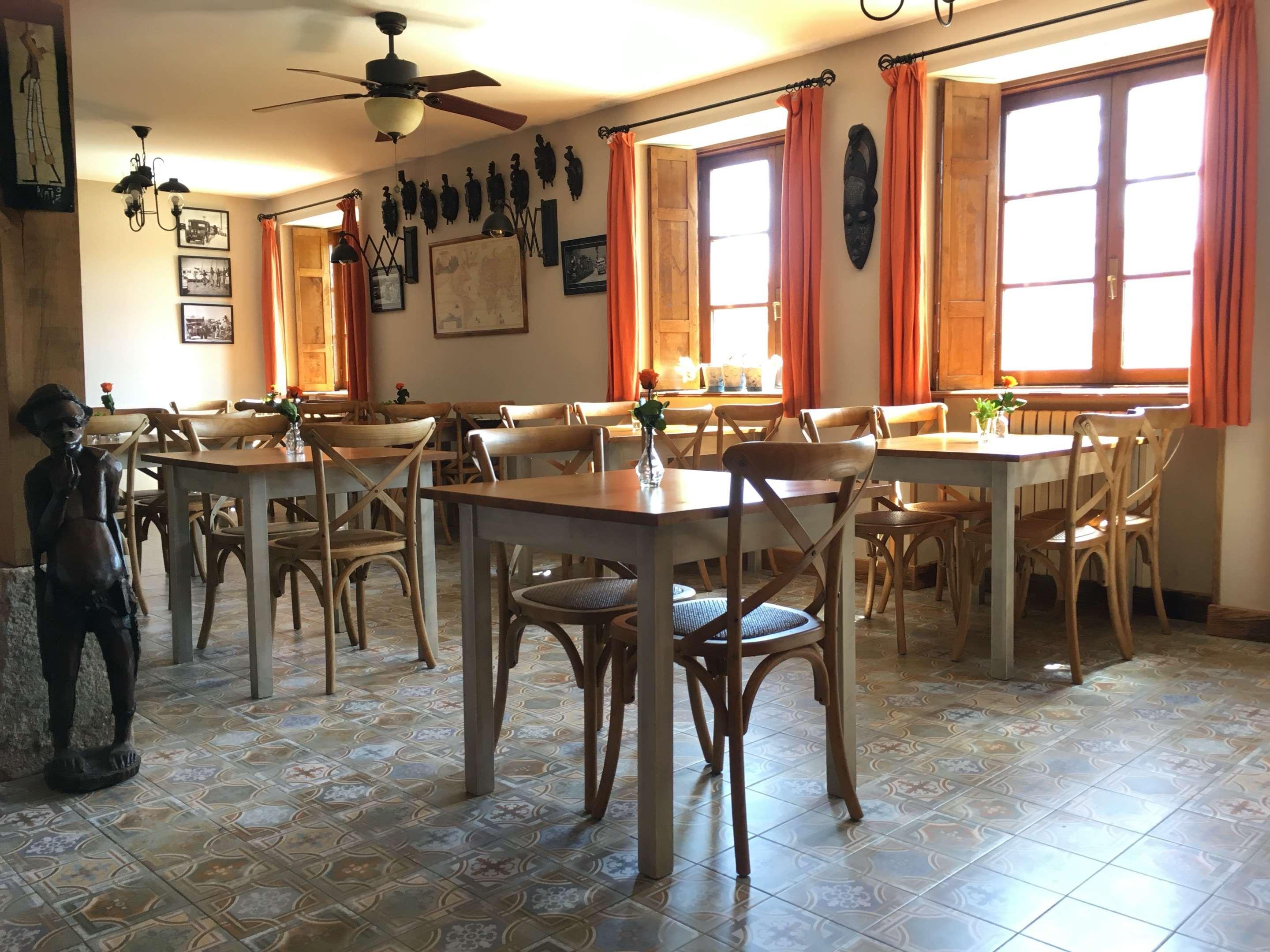 Hotel Colonial de Santillana 45/58