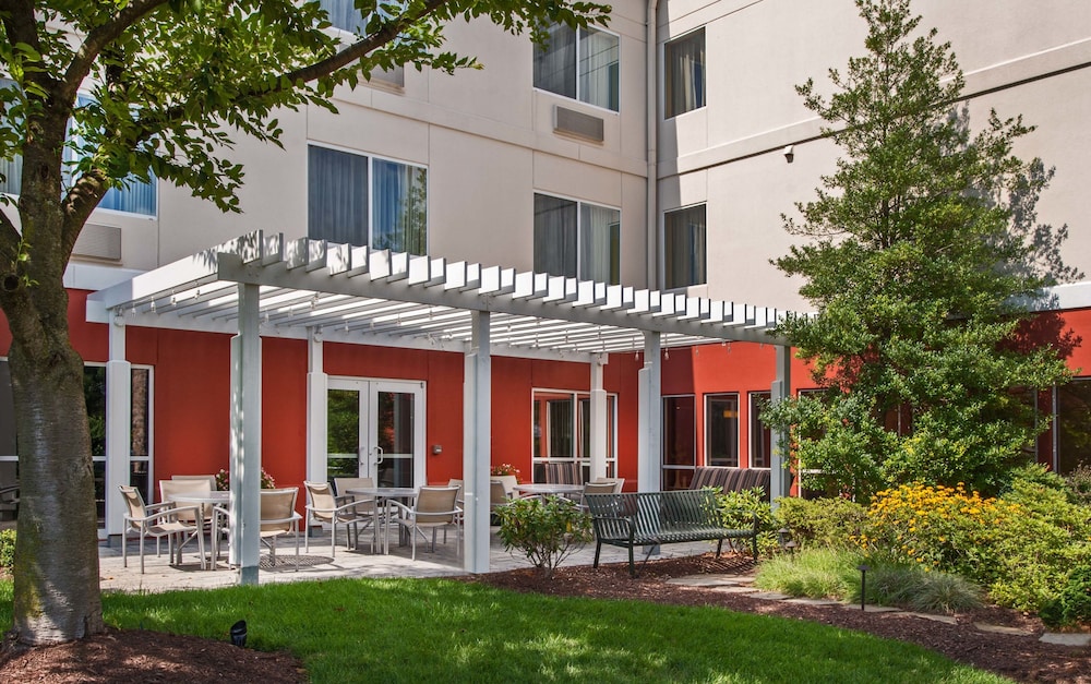 Fairfield Inn And Suites Frederick