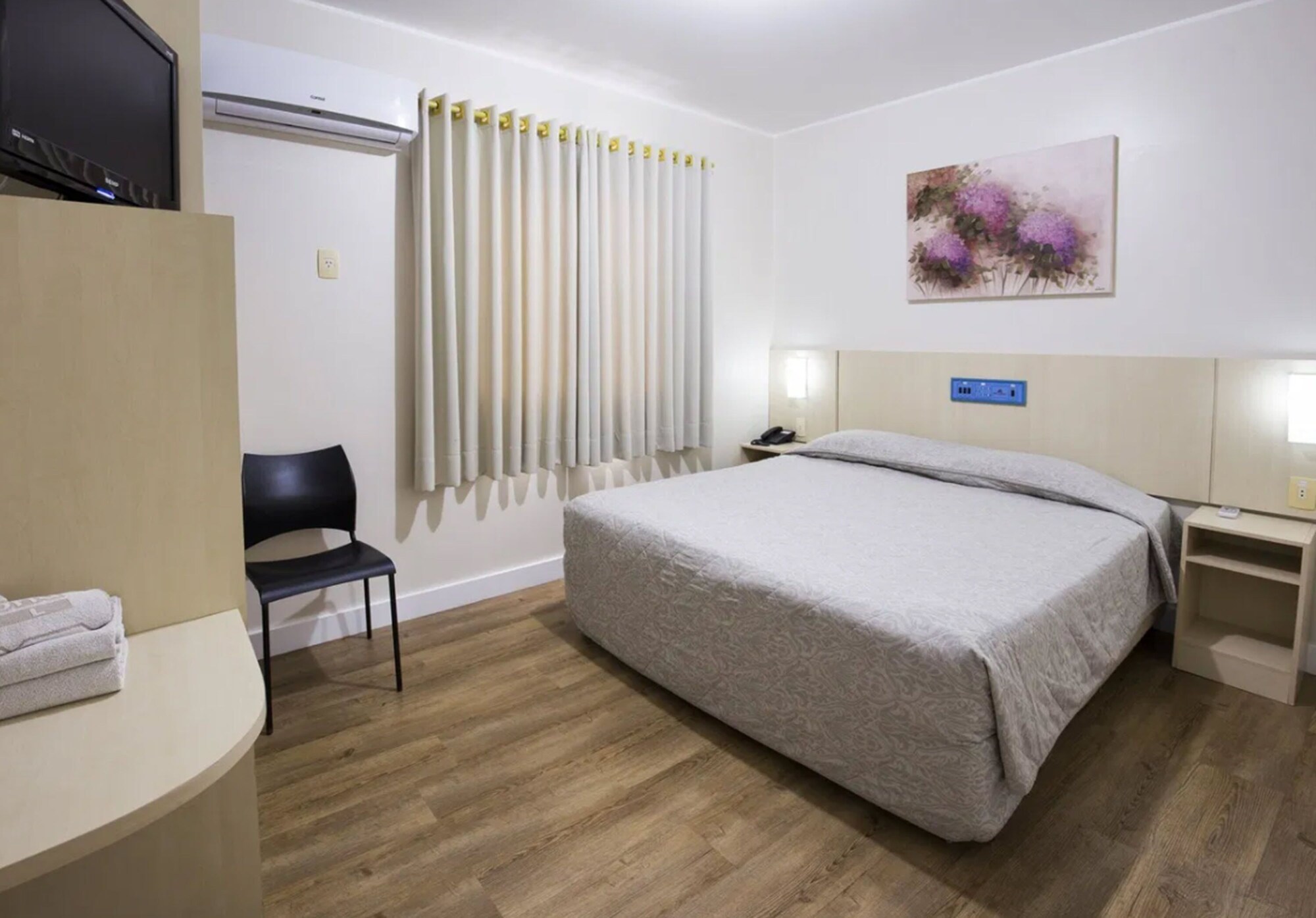 Room, Single